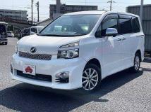2011 Toyota Voxy