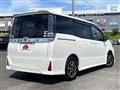 2017 Toyota Voxy