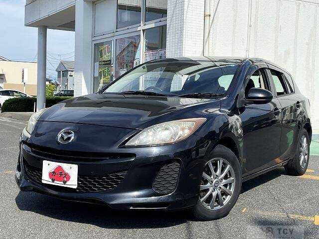 2013 Mazda Axela