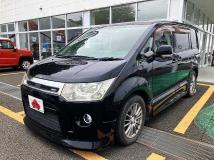 2008 Mitsubishi Delica D5
