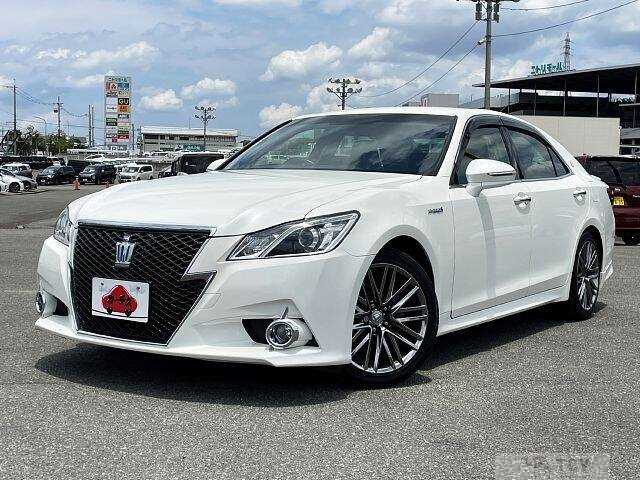 2014 Toyota Crown