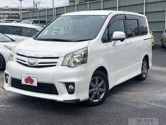 2010 Toyota Noah