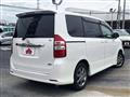 2010 Toyota Noah