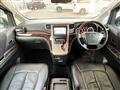 2013 Toyota Alphard