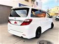 2013 Toyota Alphard