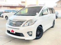 2013 Toyota Alphard