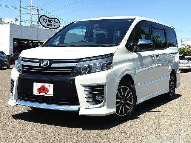 2017 Toyota Voxy