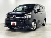 2013 Toyota Voxy