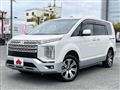 2019 Mitsubishi Delica D5