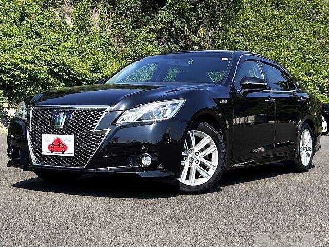 2013 Toyota Crown