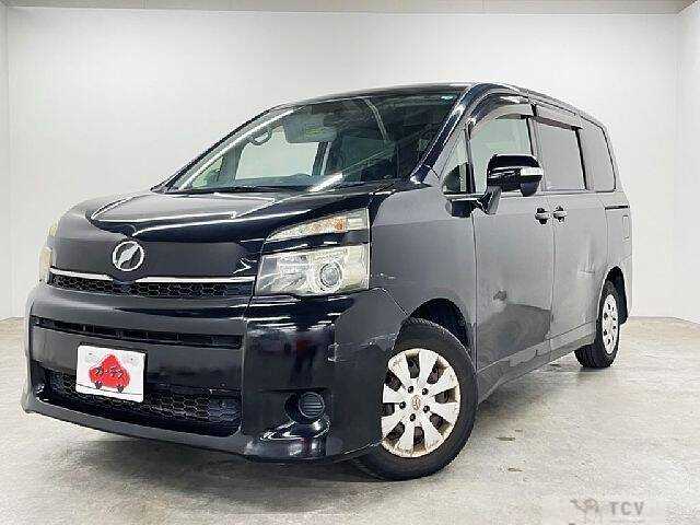 2013 Toyota Voxy