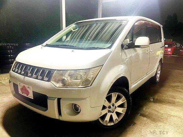 2007 Mitsubishi Delica D5