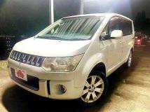 2007 Mitsubishi Delica D5