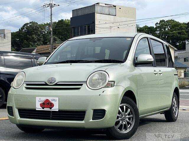 2010 Toyota Sienta