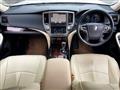 2016 Toyota Crown