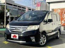 2013 Nissan Serena
