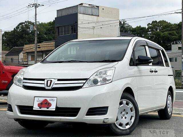 2016 Toyota Isis