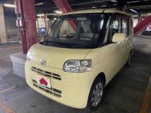 2011 Daihatsu Tanto