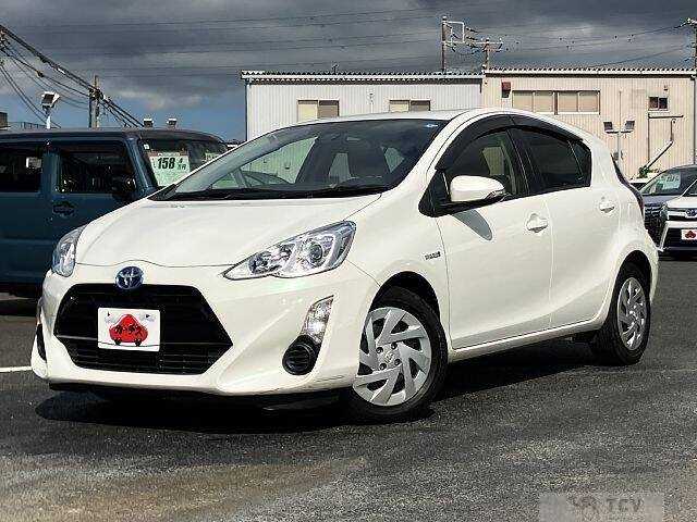 2017 Toyota AQUA