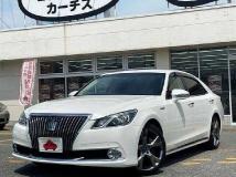 2014 Toyota Crown Majesta