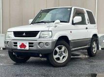 2000 Mitsubishi Pajero Mini