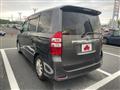 2010 Toyota Noah