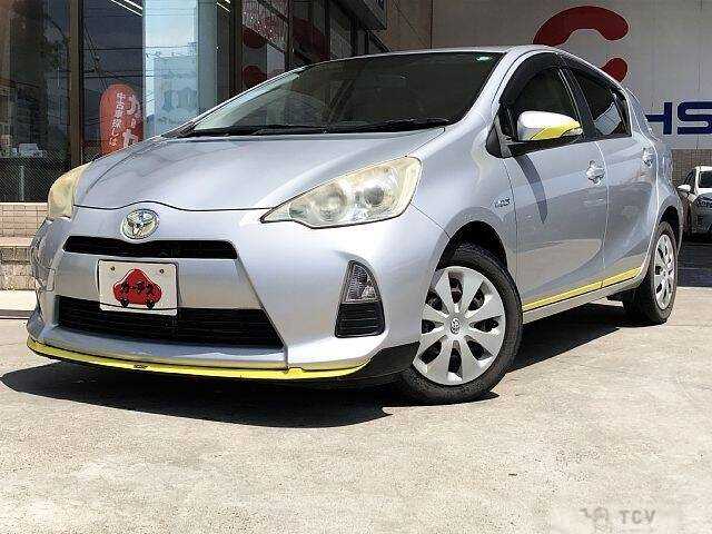 2013 Toyota AQUA