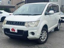 2009 Mitsubishi Delica D5