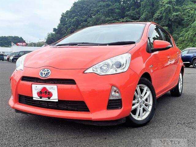 2013 Toyota AQUA