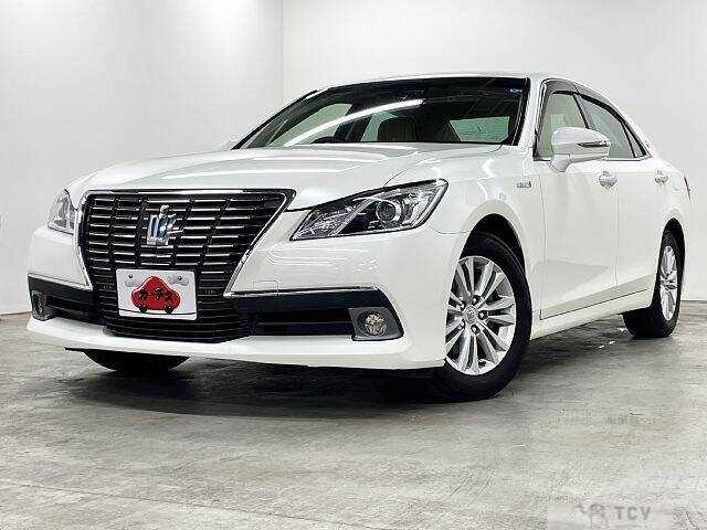2013 Toyota Crown