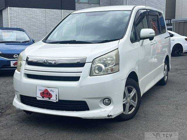 2007 Toyota Noah