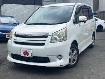 2007 Toyota Noah