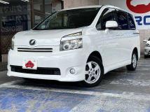 2009 Toyota Voxy