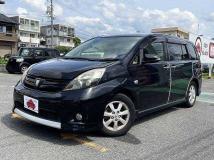 2013 Toyota Isis