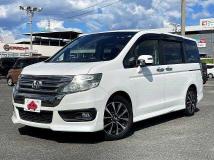 2013 Honda Step WGN