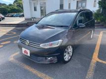 2017 Volkswagen Golf Touran