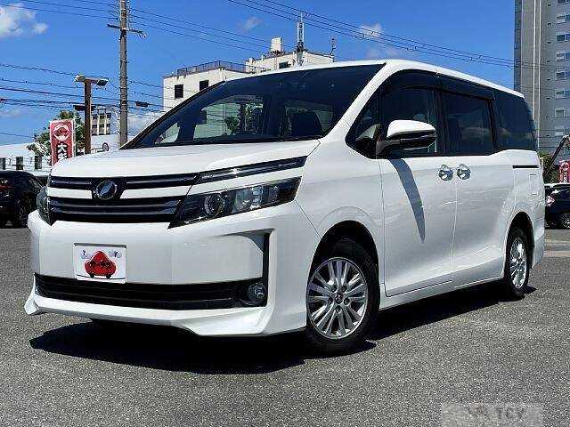 2014 Toyota Voxy