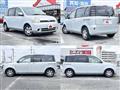 2005 Toyota Sienta