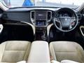 2016 Toyota Crown