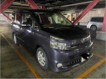 2008 Toyota Voxy