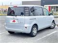 2005 Toyota Sienta