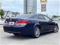 2016 Toyota Crown