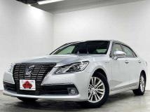 2013 Toyota Crown