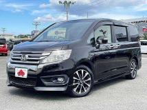 2014 Honda Step WGN
