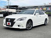 2014 Toyota Crown