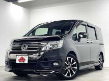 2012 Honda Step WGN