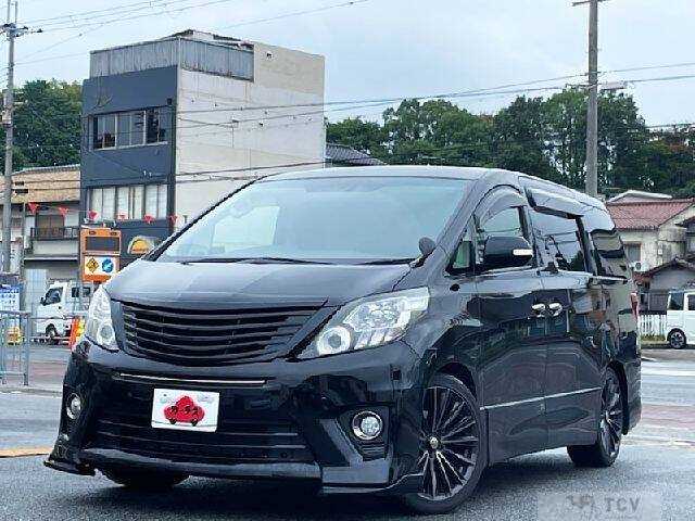 2013 Toyota Alphard