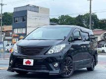 2013 Toyota Alphard