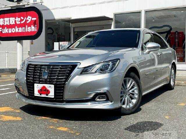 2015 Toyota Crown