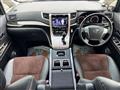 2013 Toyota Alphard